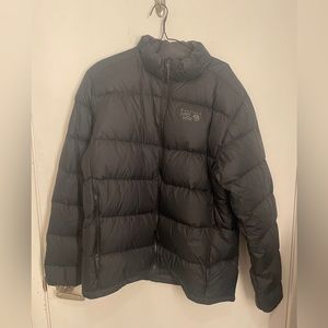 Mountain Hardwear jacket. Size large, black. New with tags.